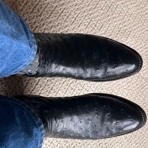 Justin black ostrich boots size 9